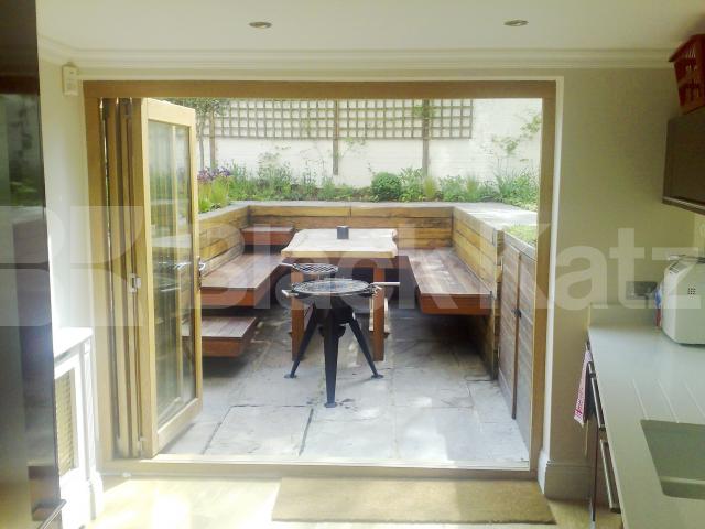 			4 Bedroom, 1 bath, 1 reception House			 Landsdowne Way, Stockwell/Vauxhall